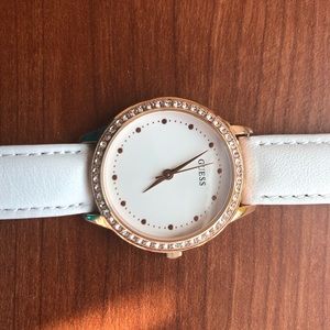 Women’s Guess Fashion Watch